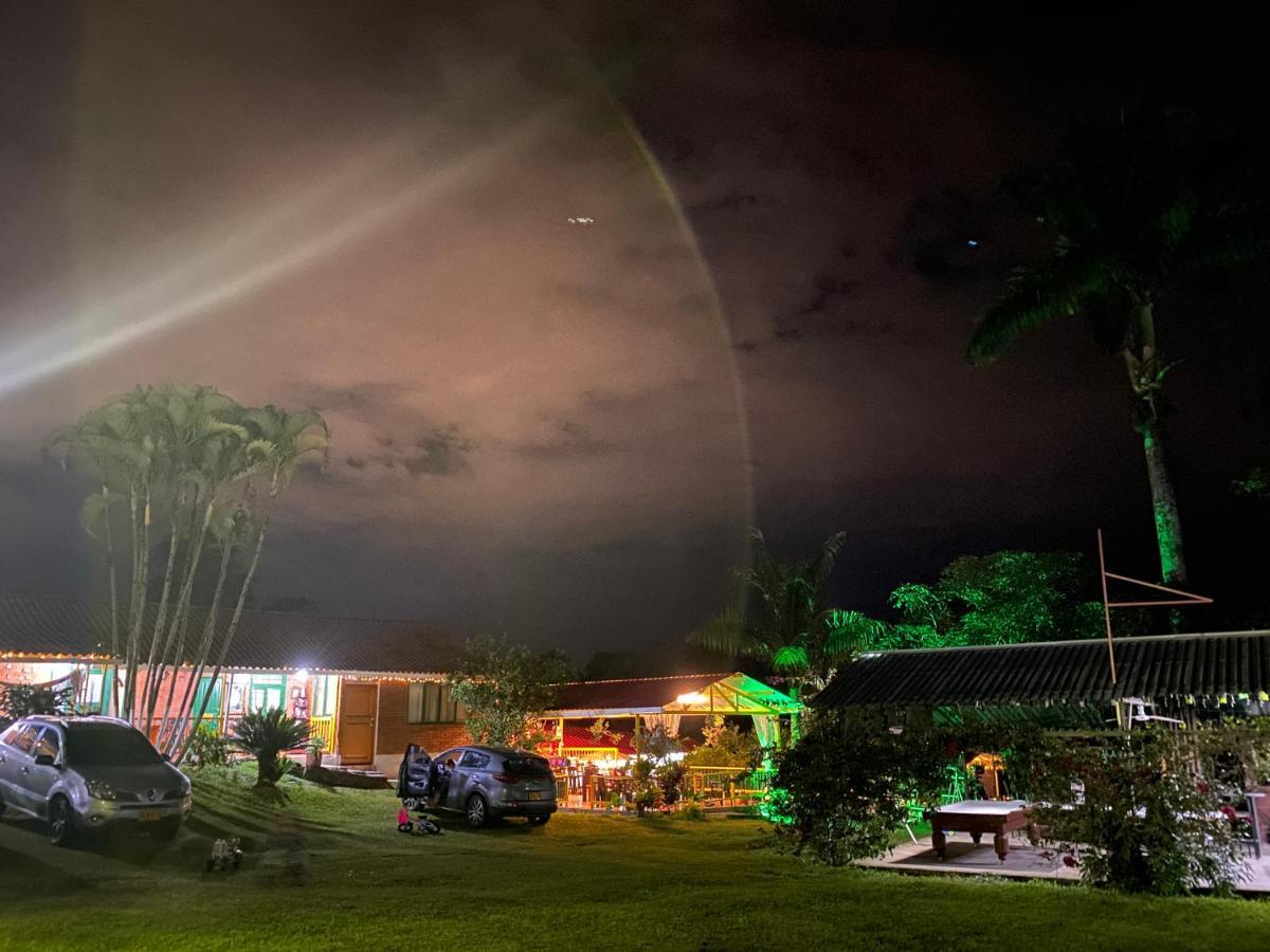 Hospedaje Rancho Guadalupe La Suiza エクステリア 写真